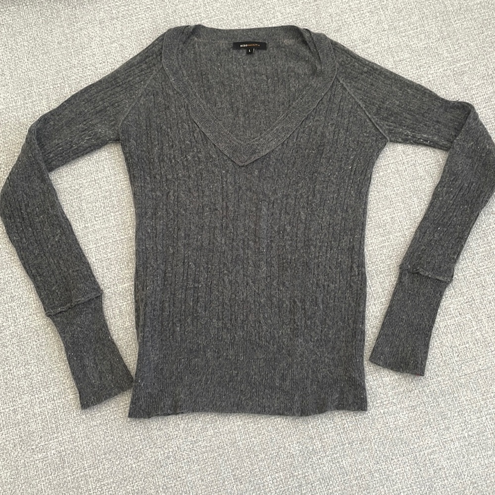 BCBG MAXAZRIA grey Swater!